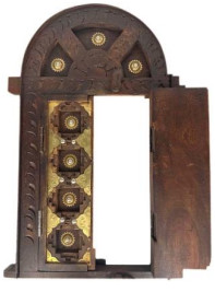 باب تراثي صغير